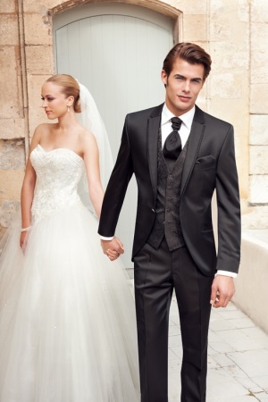 Выбираем костюм на свадьбу для жениха